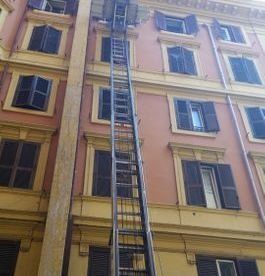 piattaforma elevatrice per trasloco D&V Traslochi Viterbo di Daniele Pezzotti