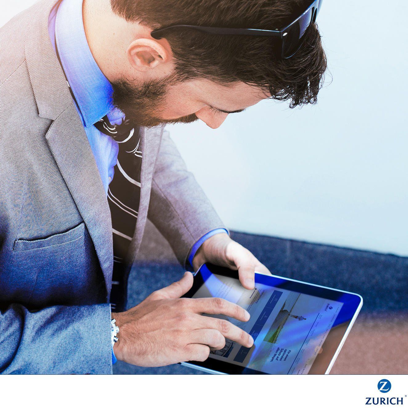 controllo polizza vita su tablet