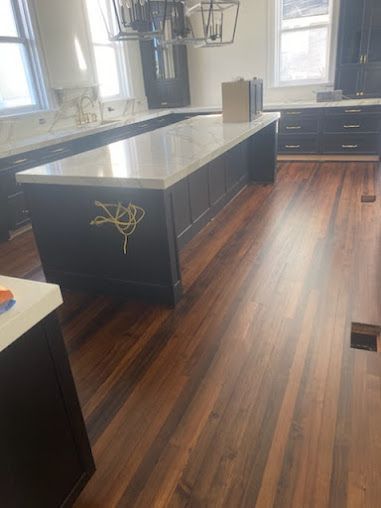 Tom's Sanding and Refinishing  pictures