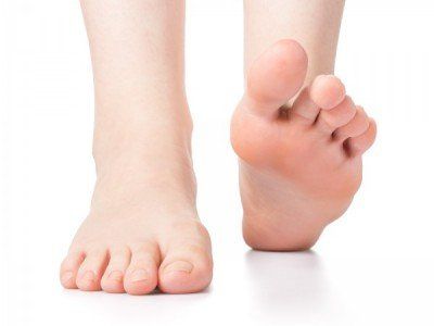 Itchy Feet: Symptoms, Causes, and Treatments - Feet First Clinic