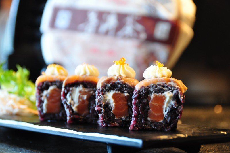 uramaki con riso Venere