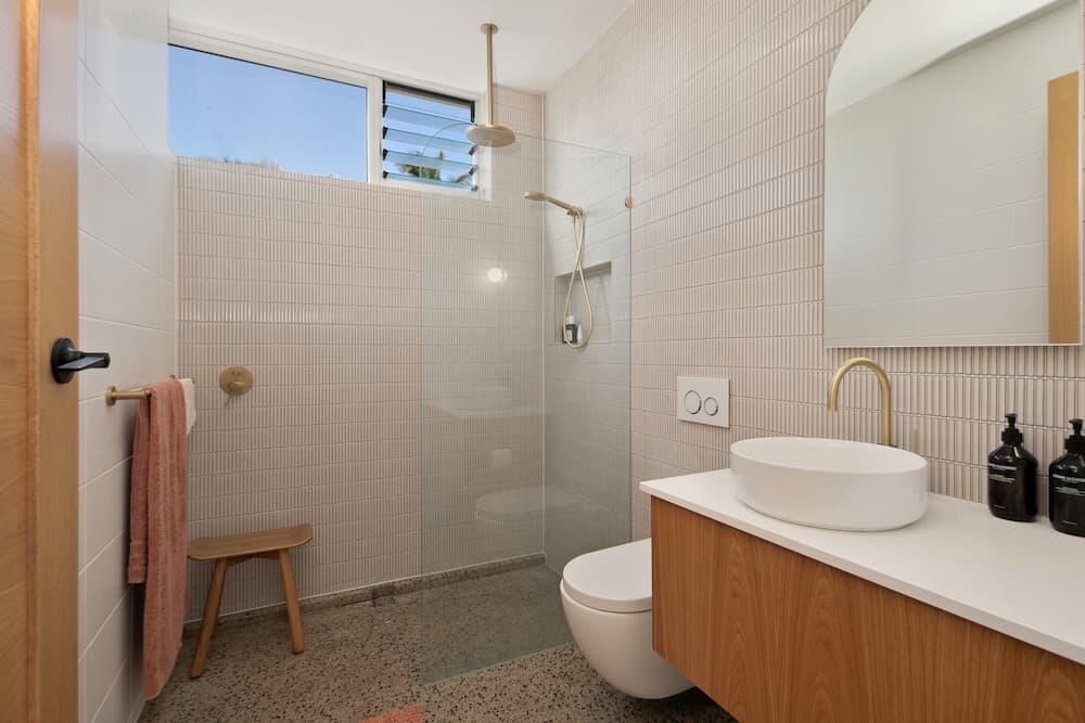 Minimalist Bathroom - Professional Engineering & Drafting Services In Emerald, QLD
