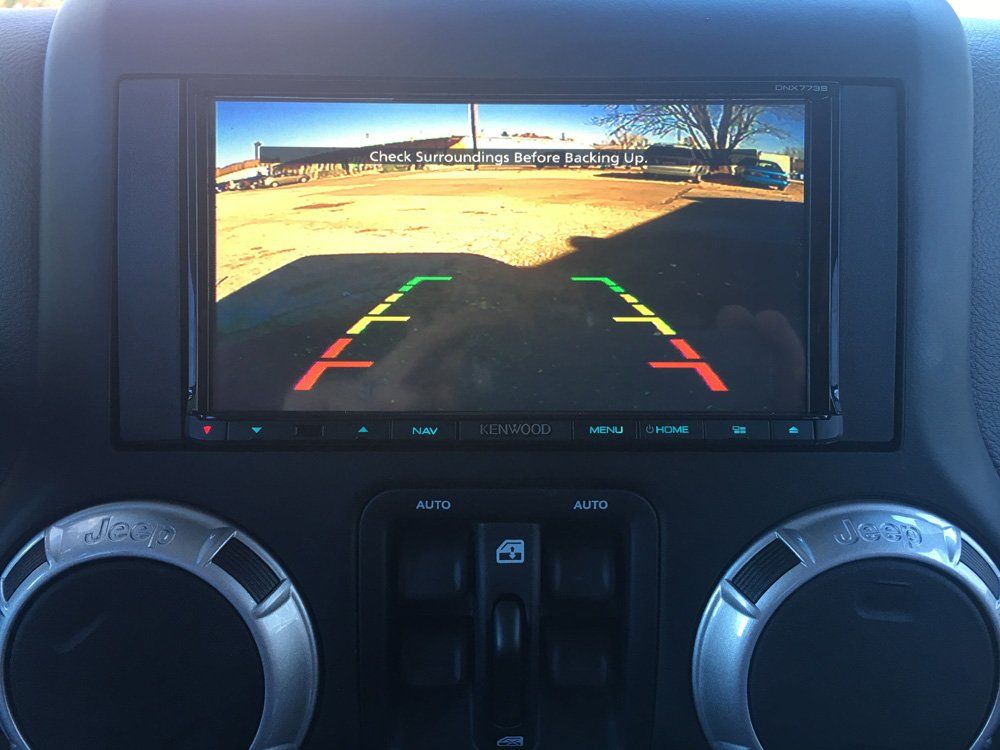 Jeep Wrangler Reverse camera - car control in West Chester, PA