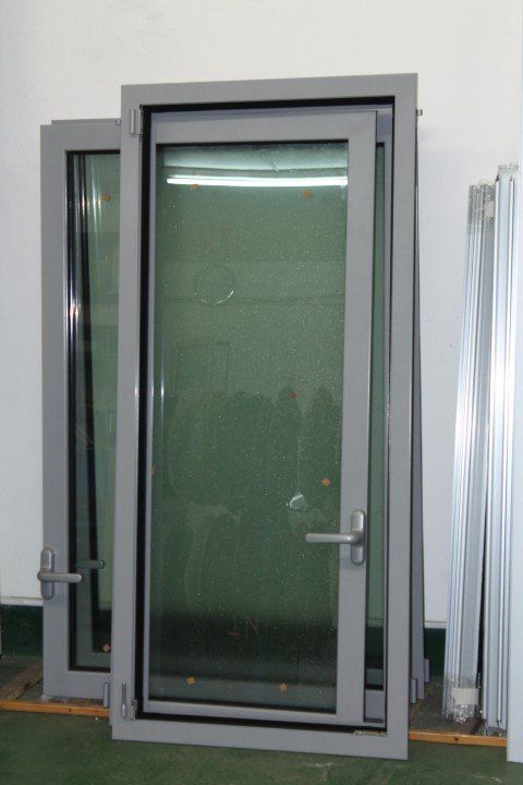 finestre in costruzione