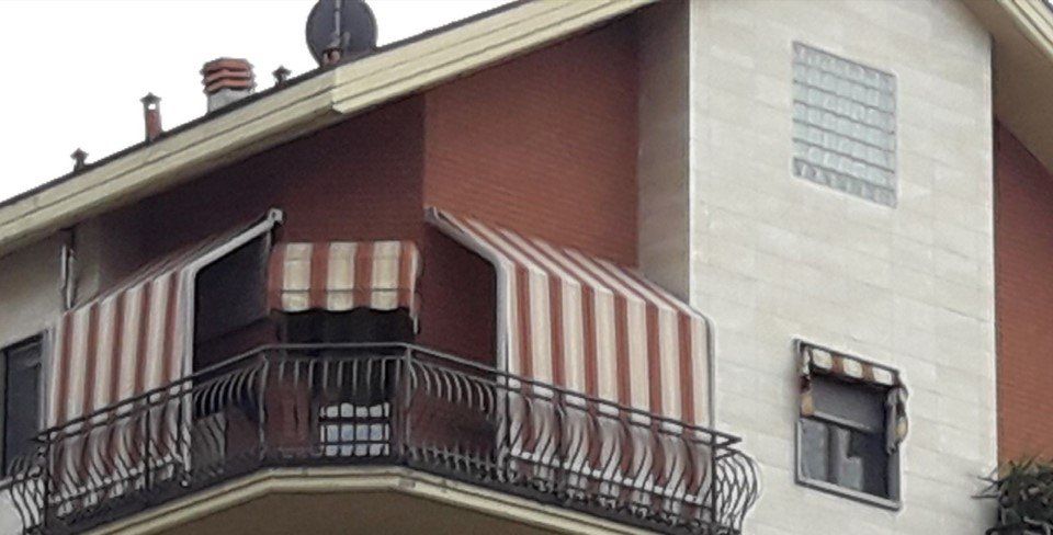 tende da sole a colori