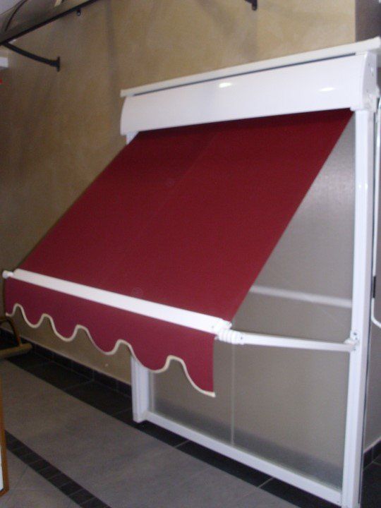 tenda a caduta rossa