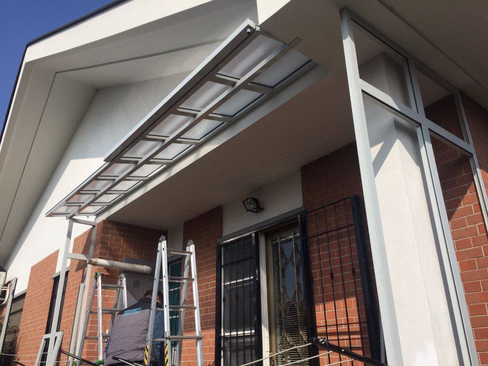 costruzione veranda tettoia