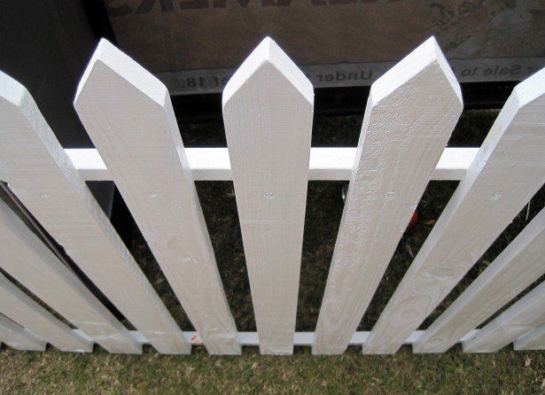 Picket Fence Installation in minneapolis