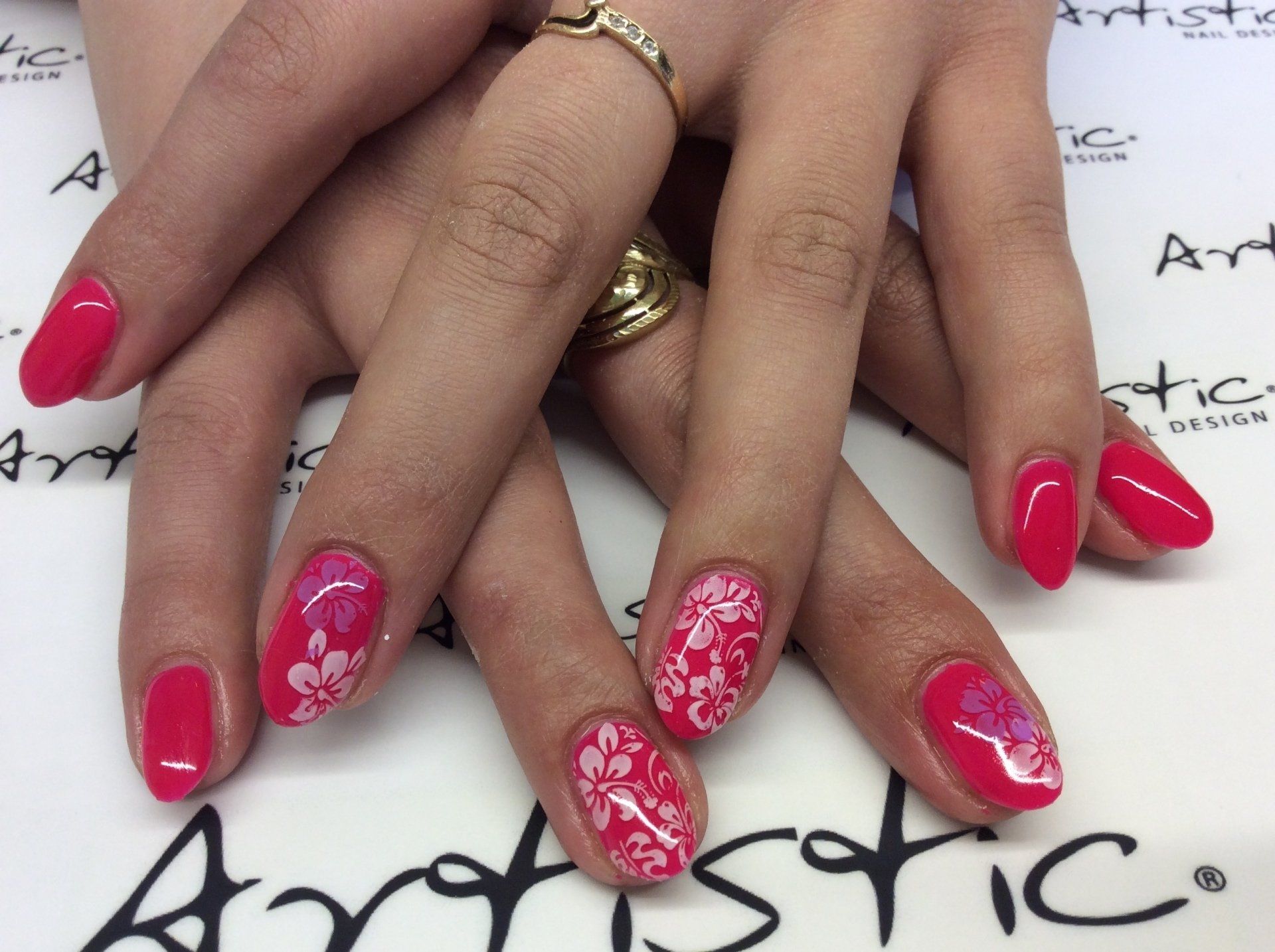 enkele voorbeelden van gerealiseerde nagels