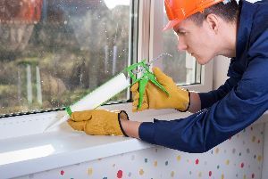 Applying Window Silicone