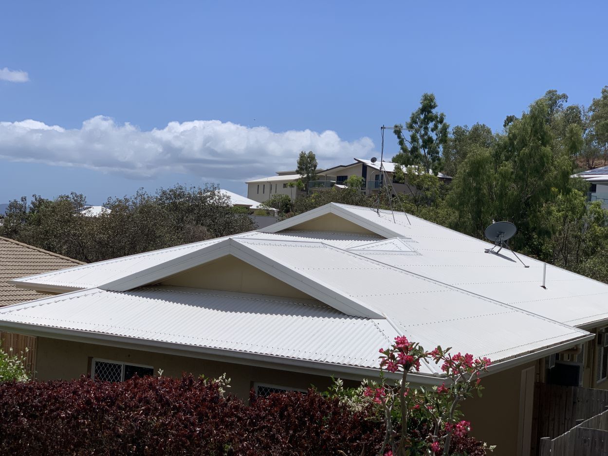 townsville builders build new roof after termite damage
