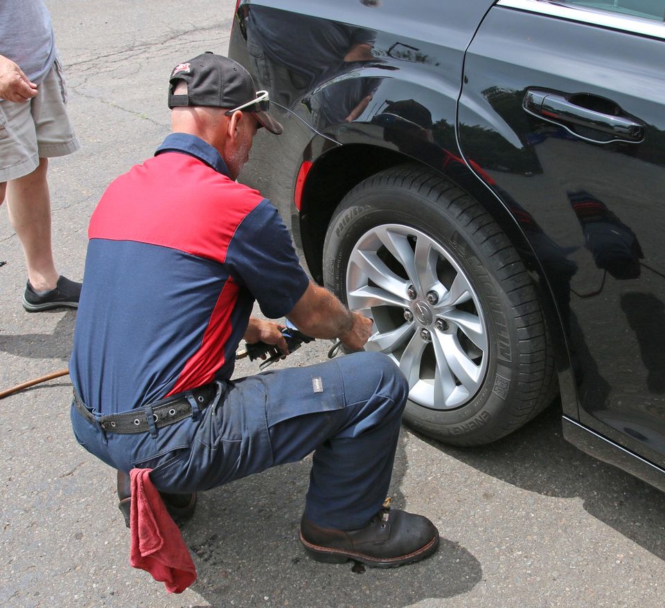 Free tire check at Mastercraft Discount Tire and Auto Bayville Toms River Beachwood Forked River Waretown Banrgat Manahawkin Tuckerton Little Egg Harbor Sale AAA Center