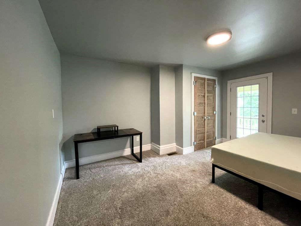 130 vine bedroom