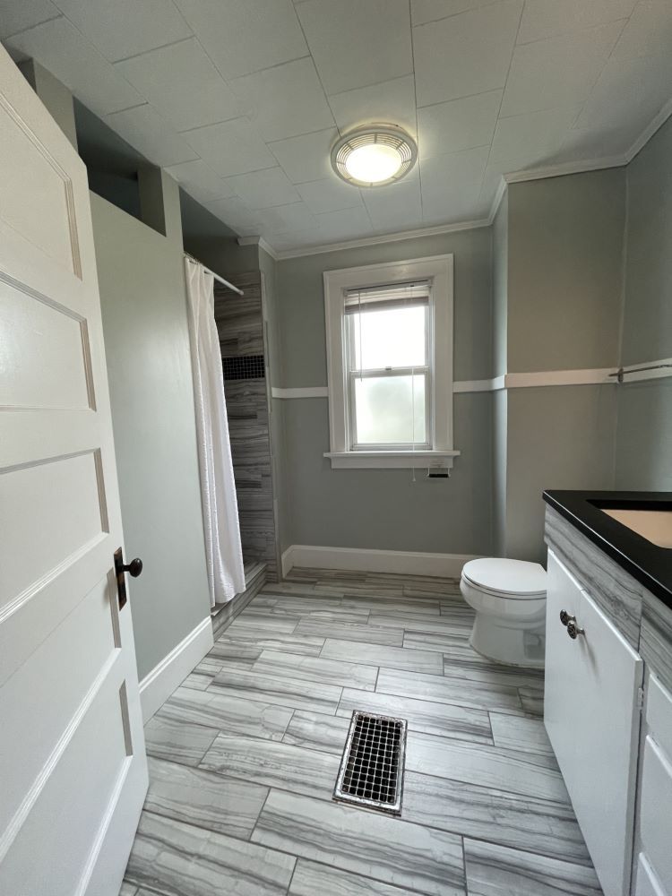 bathroom 216 university