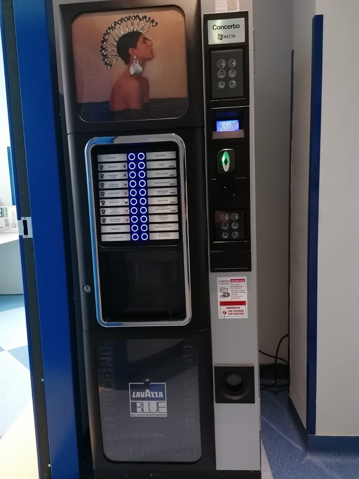 vendita di distributori automatici h24 a Napoli