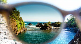 Eye Technology  — Sunglasses Frame with Beautiful Beach View in Belleair Bluffs, FL