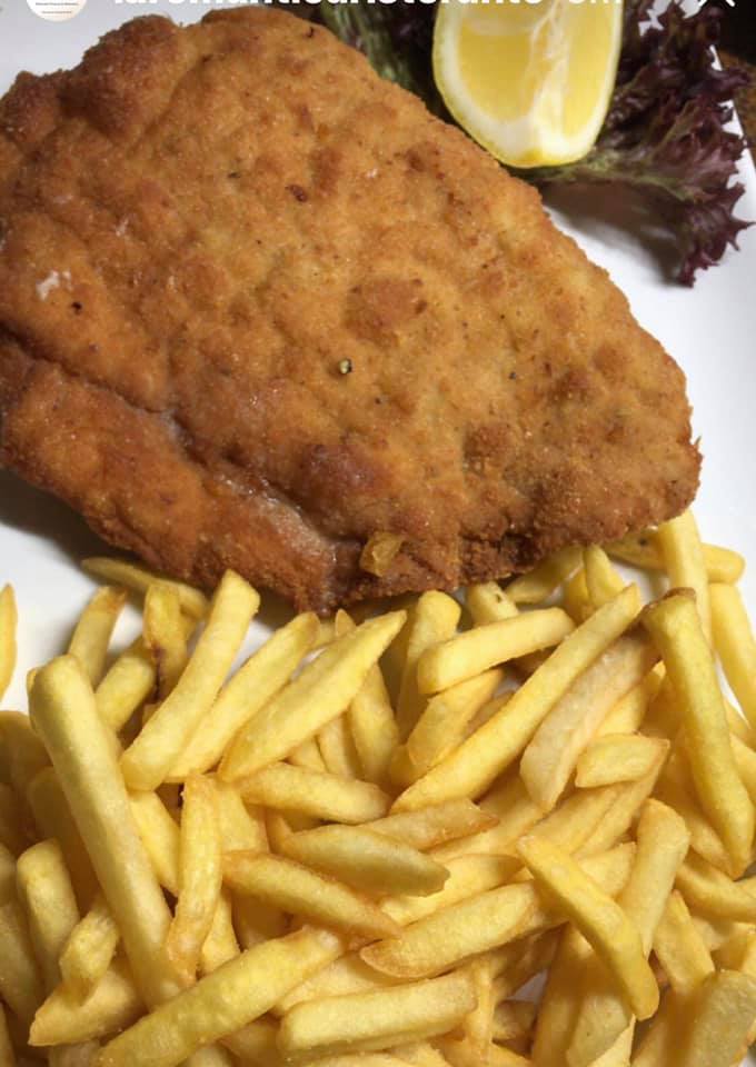 Schnitzel mit Pommes Frites