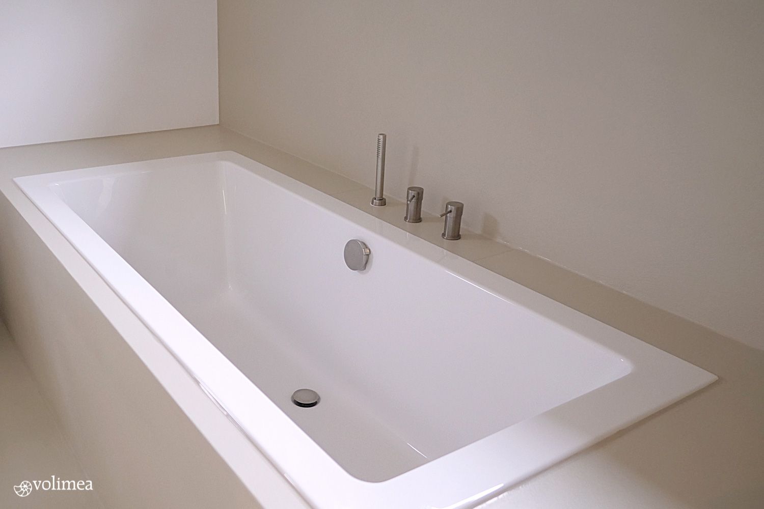 Fugenloses Bad mit Volimea Beschichtung