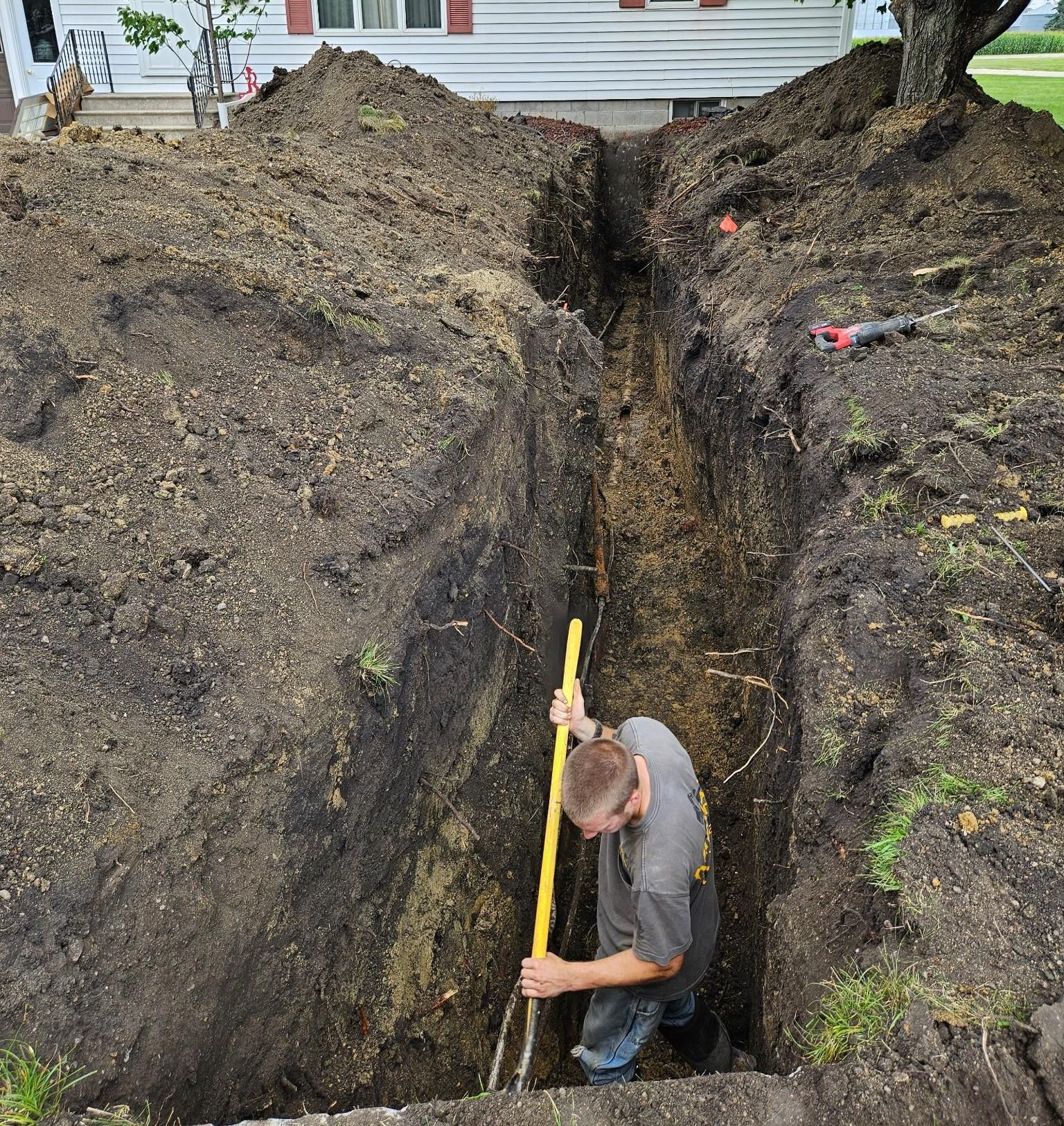 excavation for new septic system installations, septic repair, water line installation, sewer line installation