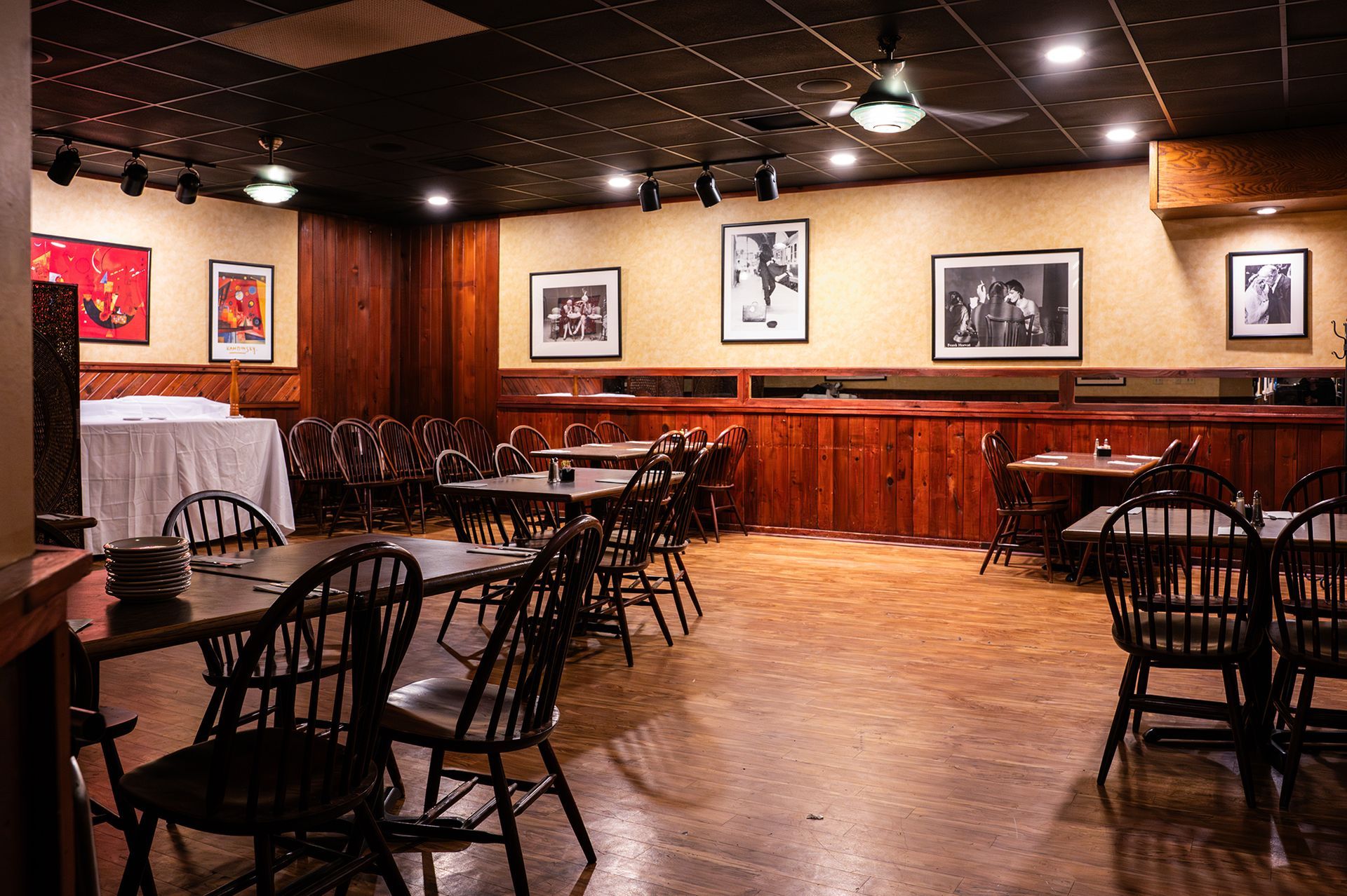 Enjoy Delicious Pastas, Steaks, and More at Madison’s Cafe in Jefferson City, MO. Visit Us Soon.