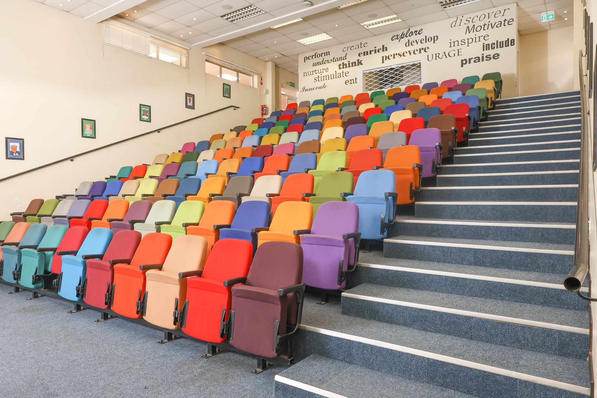 the entrance to lonehill 