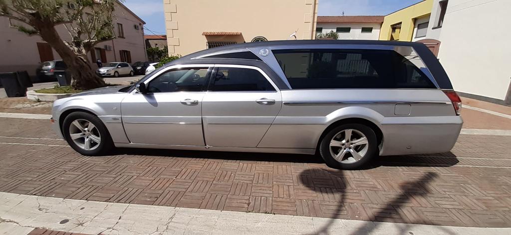 carro funebre vetro oscurato