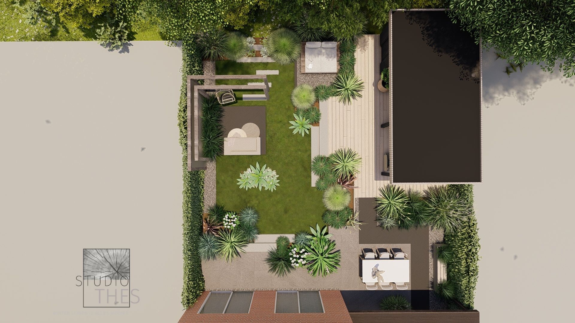 Een luchtfoto van een tuin met een huis op de achtergrond.