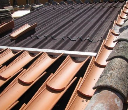 instalación de onduline en tejado de tejas en San Pedro Manrique, Soria