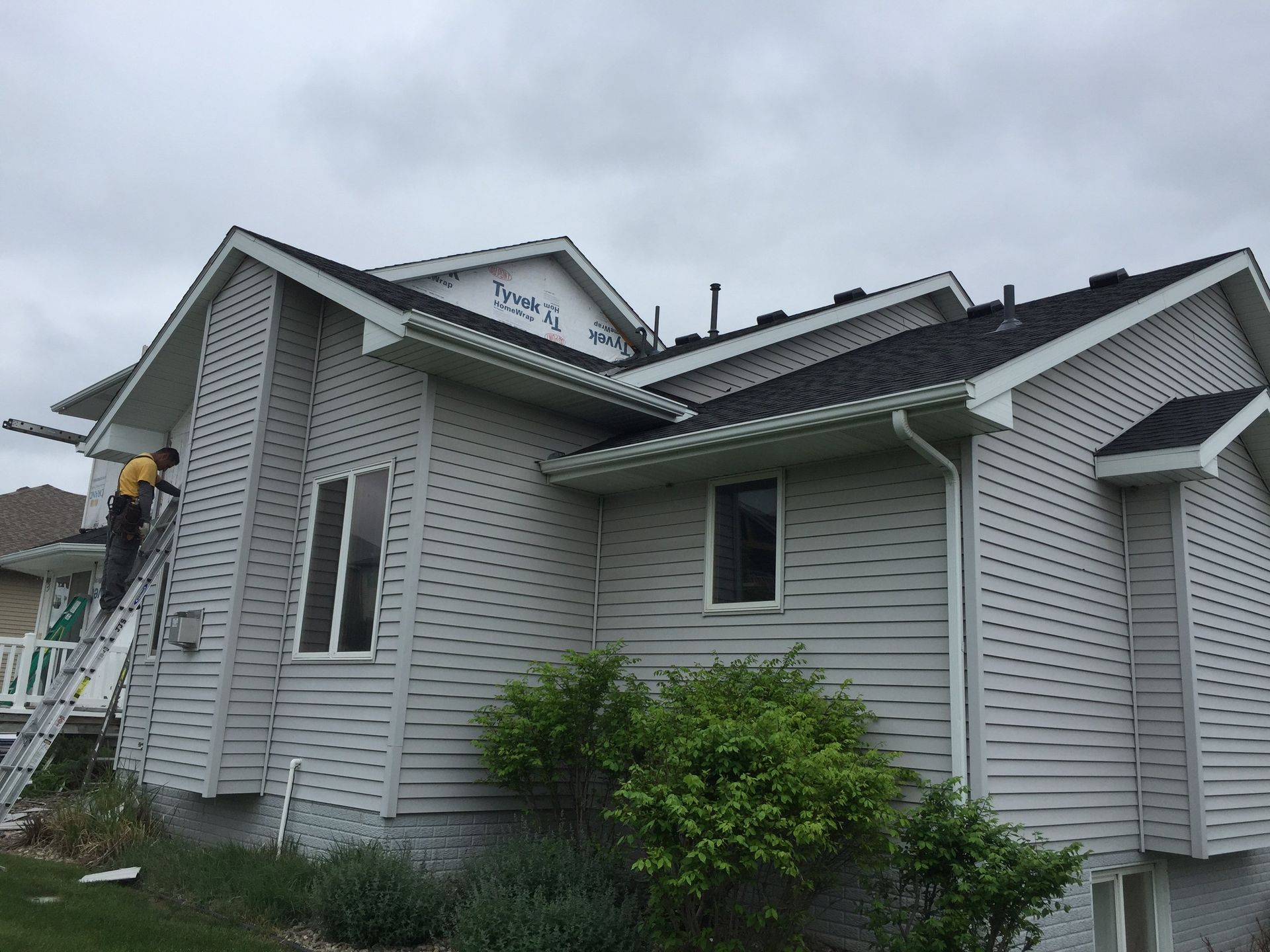 roofing and siding 10