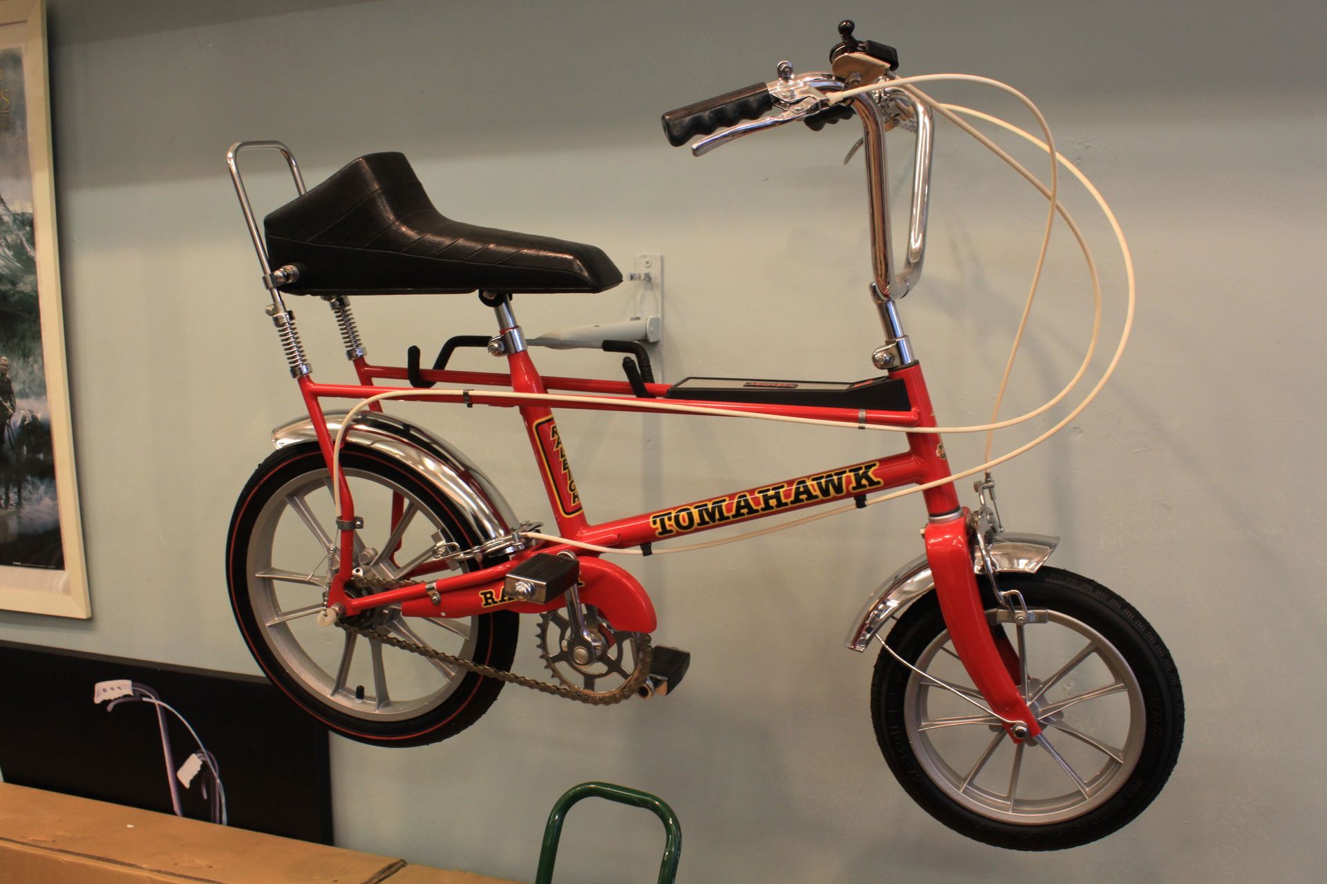 red tomahawk bike