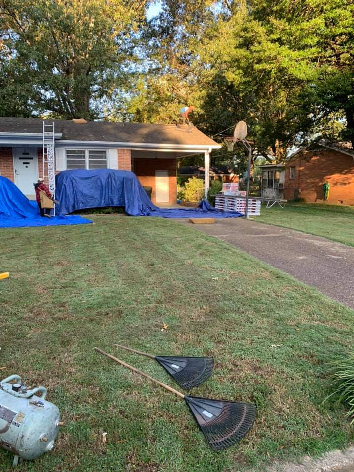 Lawn Of Brick House — West TN — Mark’s Roofing Company