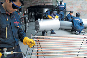 Solcenter, fabricación de termo tanques y colectores solares.