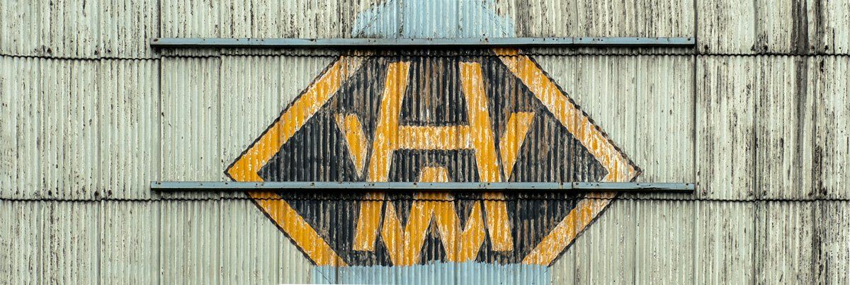 Photograph of old  Harland & Wolff logo by Art Ward