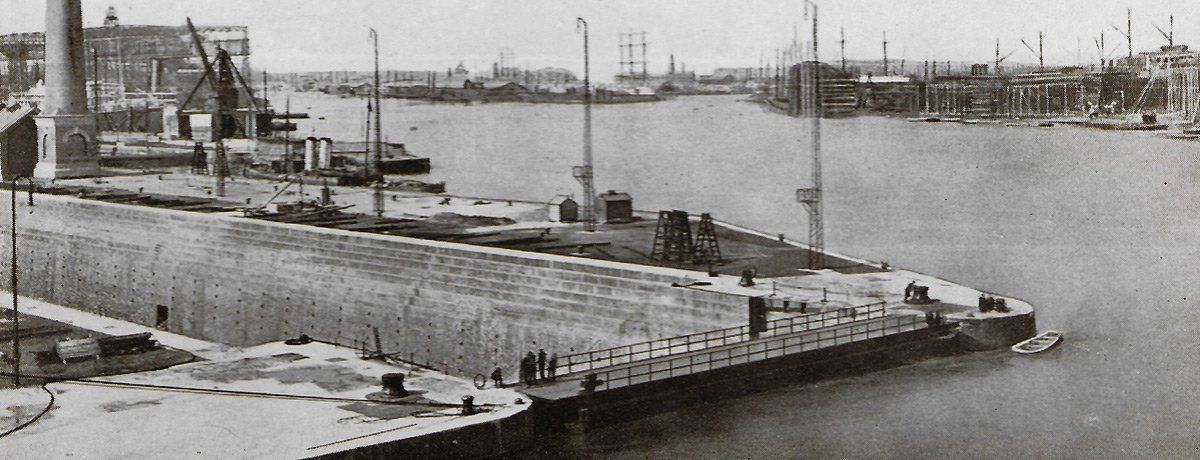 Thompson Dock Belfast over 100 years ago