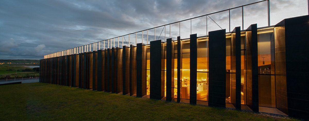 Photo Causeway Visitor Centre by Art Ward ©