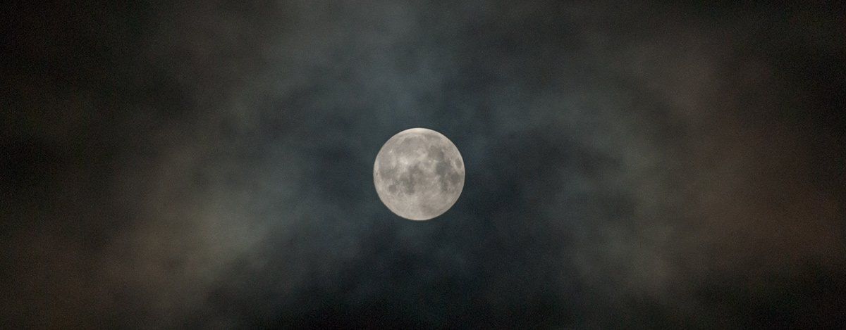 Photo of a Full Moon by Art Ward ©