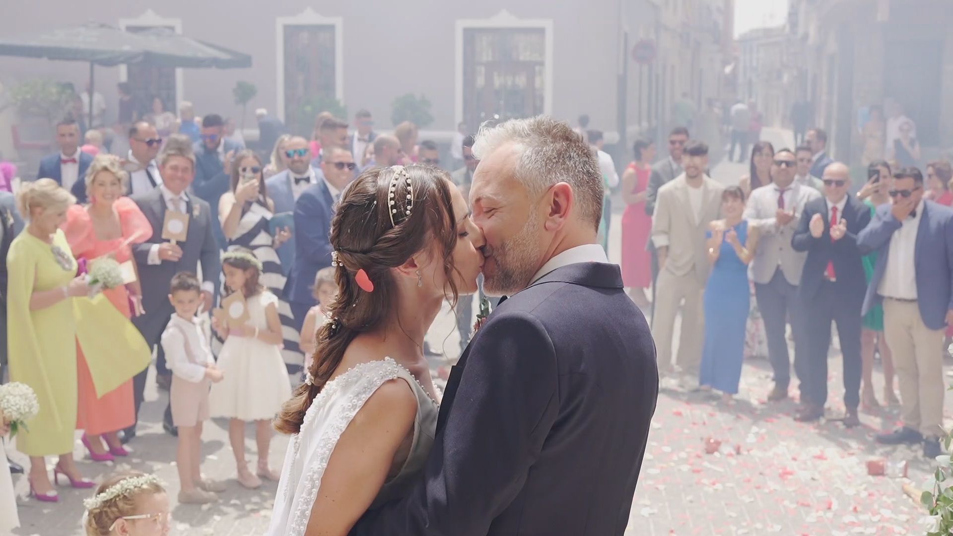 Video resumen de la boda de Estefanía y Miguel. Editado y proyectado en pantalla grande el mismo día de la boda.