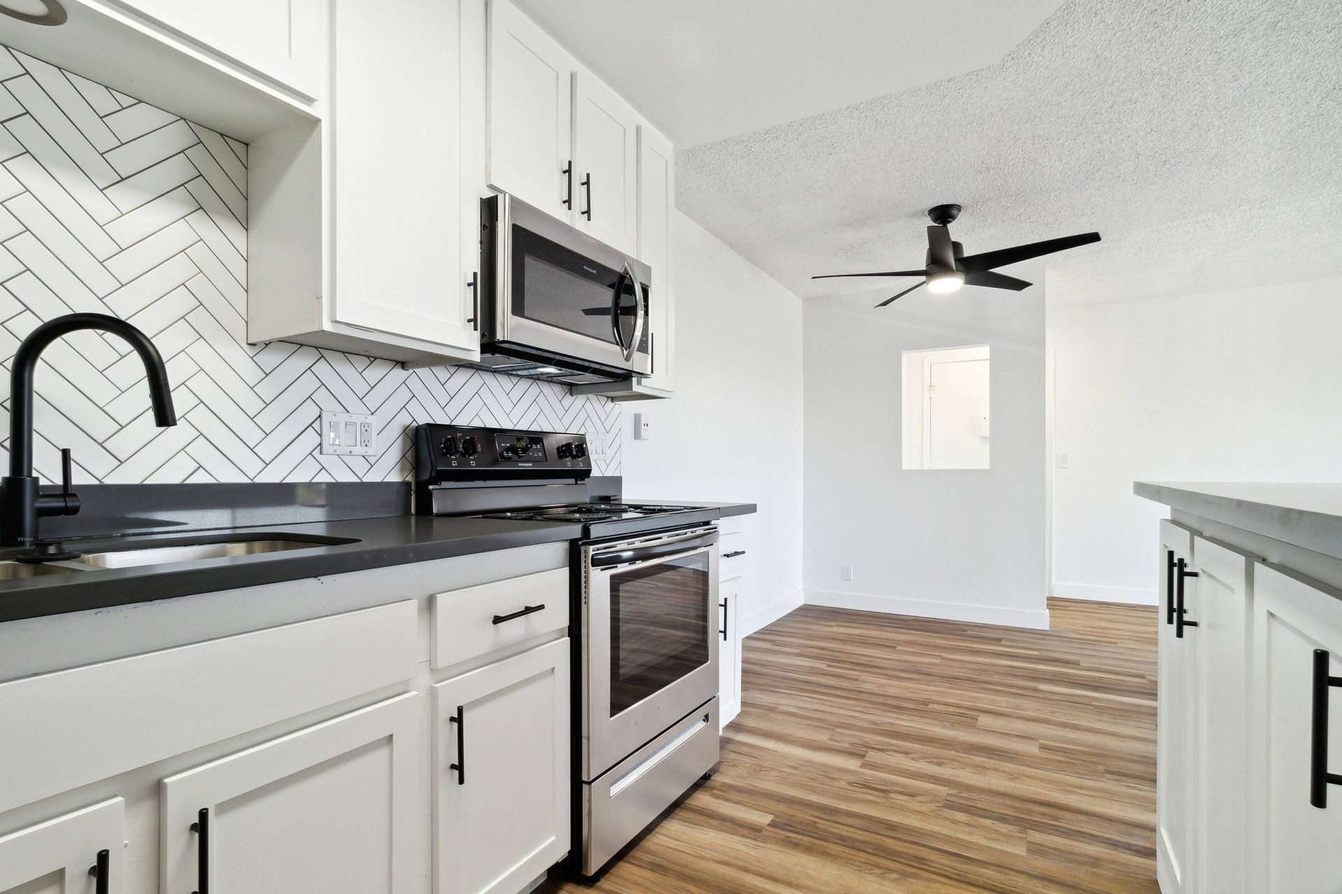 Modern Appliances and Finishes | Sunterra