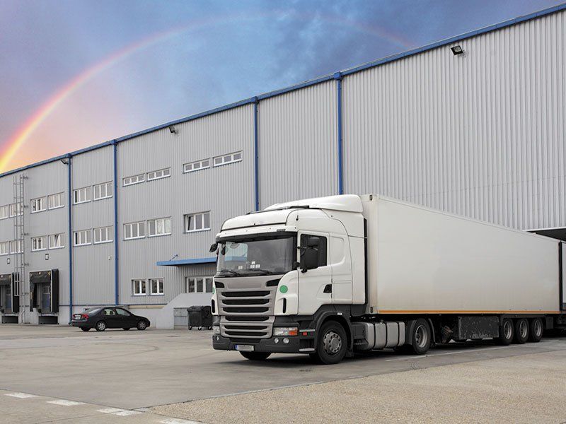 camion per trasporto merce su strada