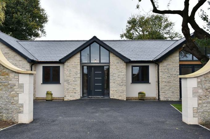 garage and a driveway area