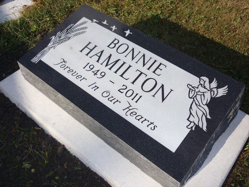 A gravestone for bonnie hamilton 1949-2011