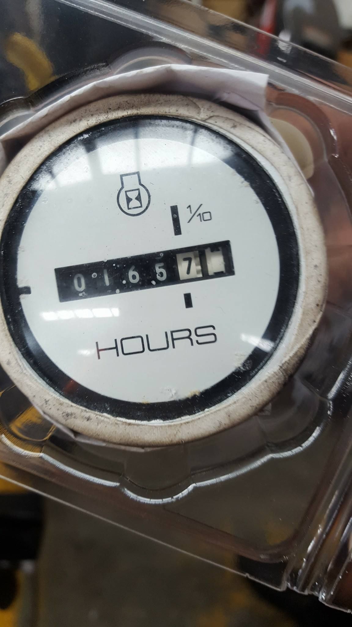 A Close Up Of A Clock That Says Hours On It — Mark's Outboards & More In Muswellbrook, NSW