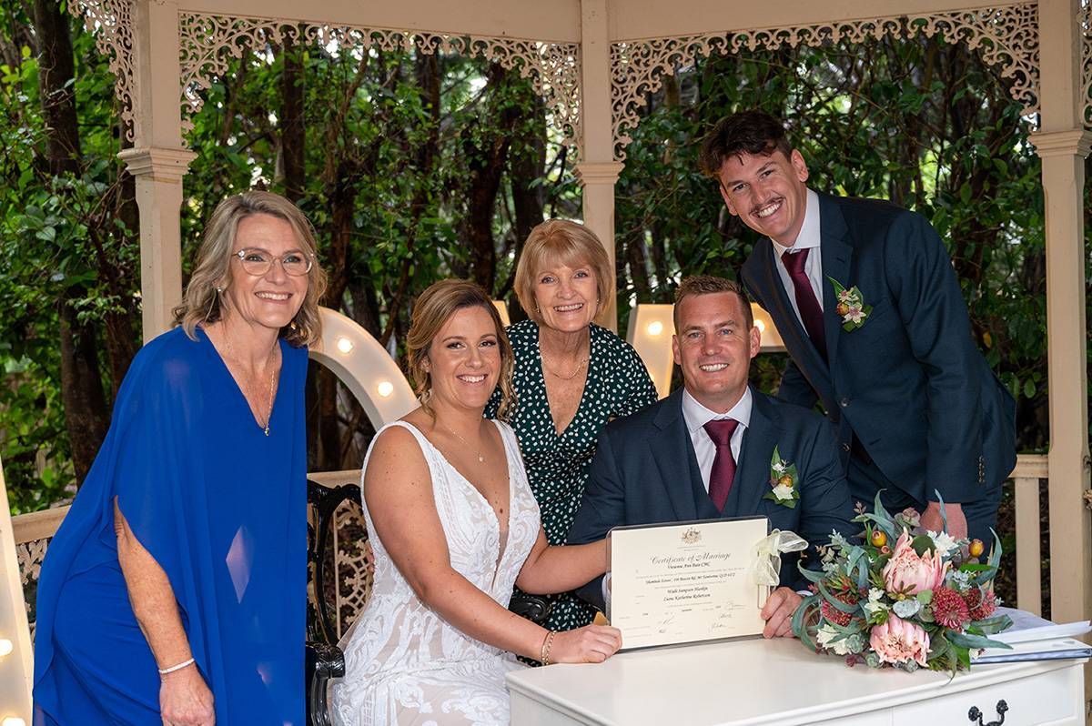 Bride and Groom Are Posing for Their Wedding Day — Vivienne Celebrant - Gold Coast Wedding Celebrant in Mount Tamborine, QLD