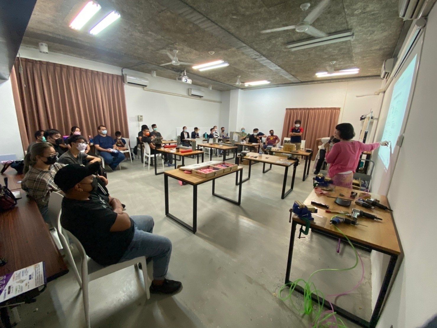 漢翔航太、飛機修護、飛機維修、飛機修護學校、職訓課程、免費課程