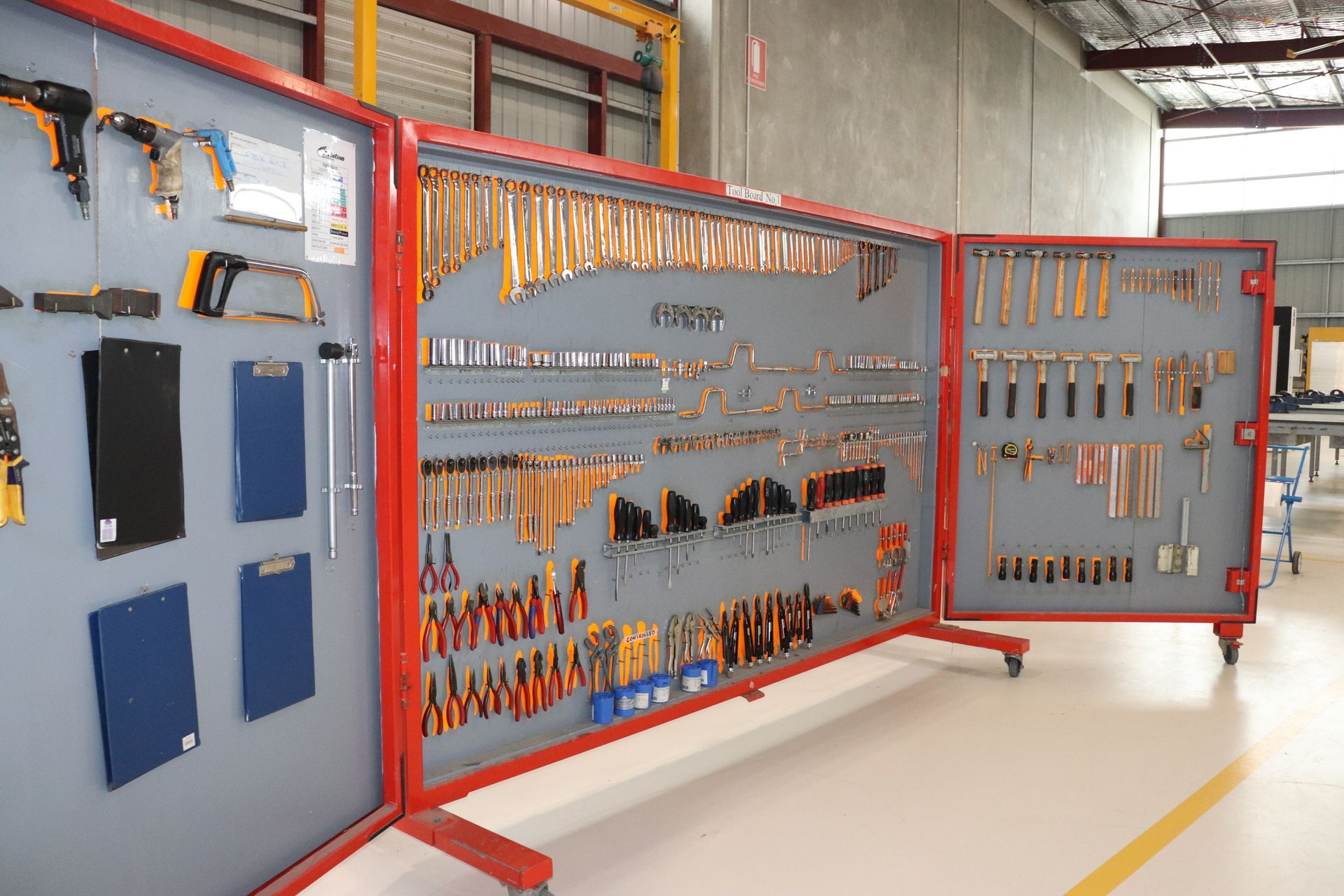 國際飛機修護學校、飛機修護、飛機維修