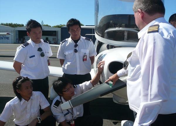 澳洲展翼飛行學院 AUSTRALIA WINGS ACADEMY、飛行學校、飛行機師、自訓機師、勞動部產業新尖兵課程
