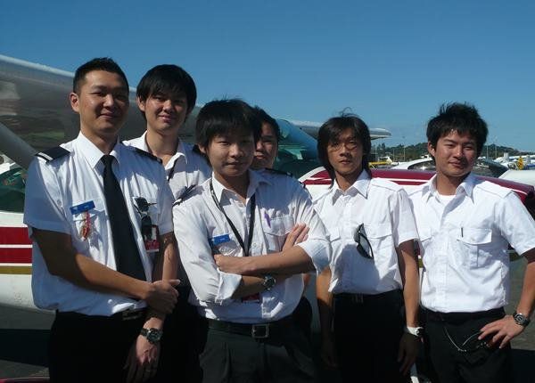澳洲展翼飛行學院 AUSTRALIA WINGS ACADEMY、飛行學校、飛行機師、自訓機師、勞動部產業新尖兵課程