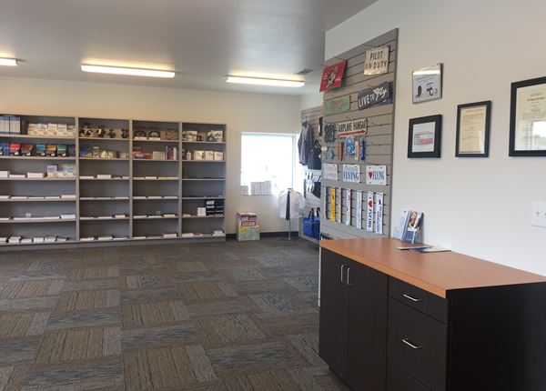 PSA美國飛行學校、飛行機師、自訓機師