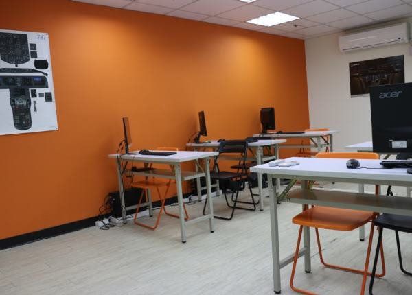 飛行機師、自訓機師、培訓機師、機師怎麼考、職訓課程