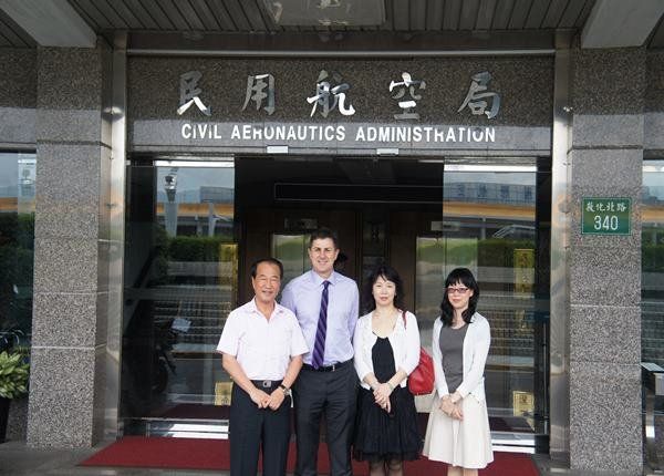 飛行機師、自訓機師、培訓機師、飛機修護、飛機維修、丙級飛機修護證照、乙級飛機修護證照、航空補習班、職訓課程、免費課程、空服、空姐、空少、空服怎麼考、空姐補習班、航空補習班、地勤、地勤怎麼考、地勤補習班